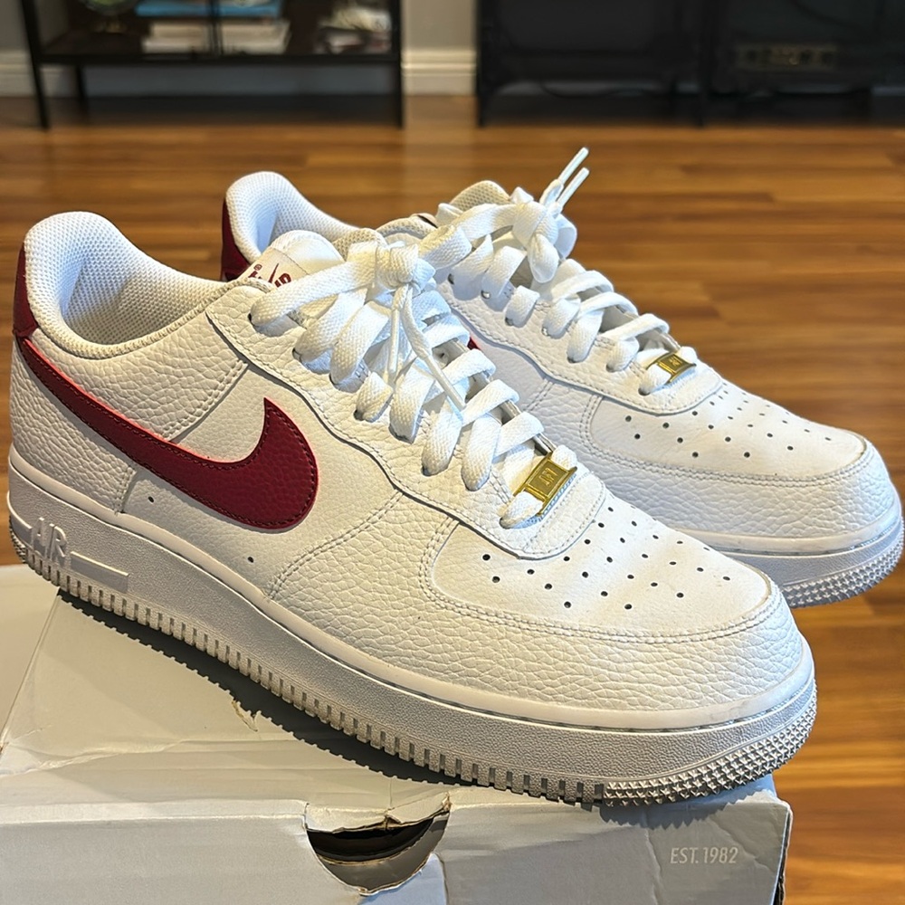 Nike Air Force 1